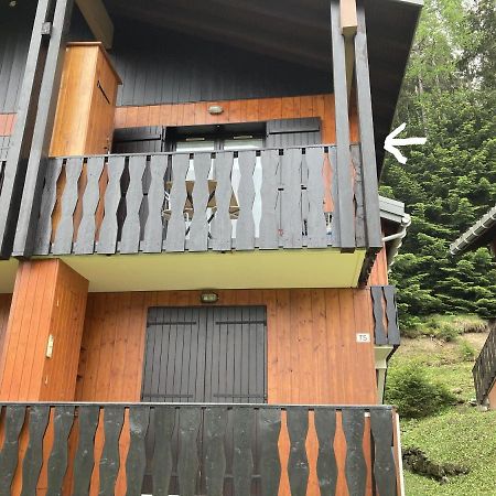 Appartement Dans Chalet Typiquement Savoyard Au Pied Des Pistes 라노르마 외부 사진